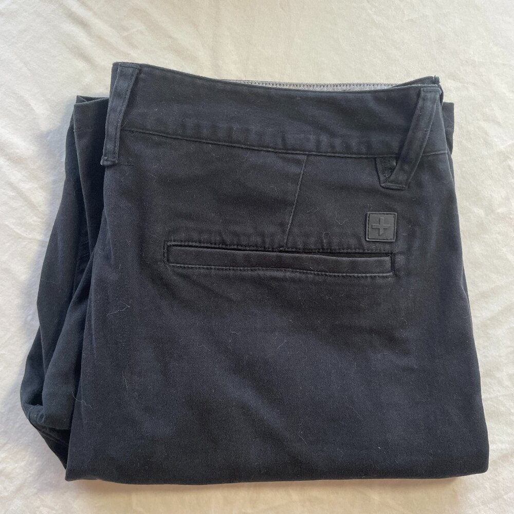 Tavik “Modern Beach Culture” Shorts – Black – Size 33